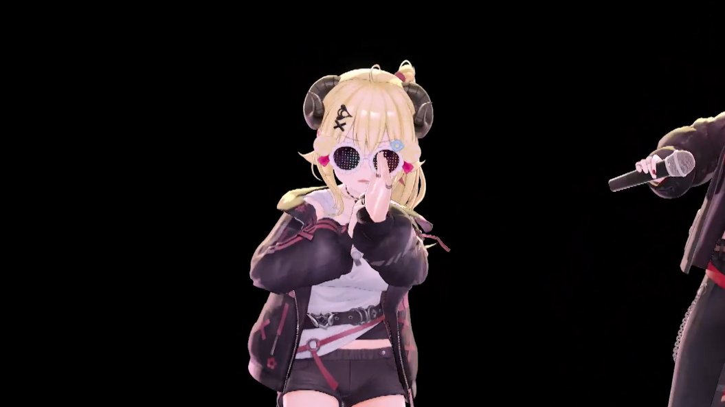 tsunomakiwatame's tweet image. 入り間違えて歌いながら謝ってるわため。草