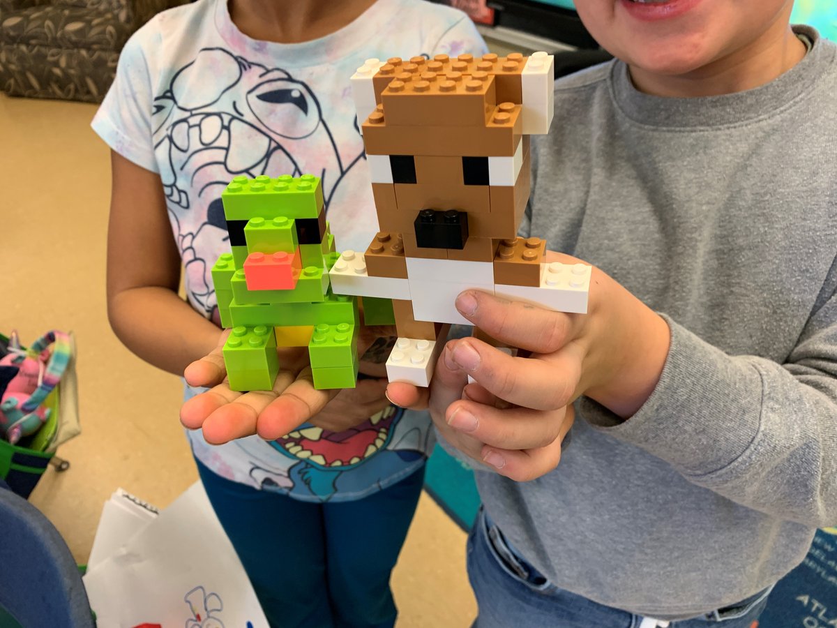 Last week we had an engaging activity at OH Somers Elementary! Building scenes from read-aloud books, Snowmen All Year and Friendship According to Humphrey, is a creative and effective way to reinforce comprehension and make the learning experience enjoyable for students.