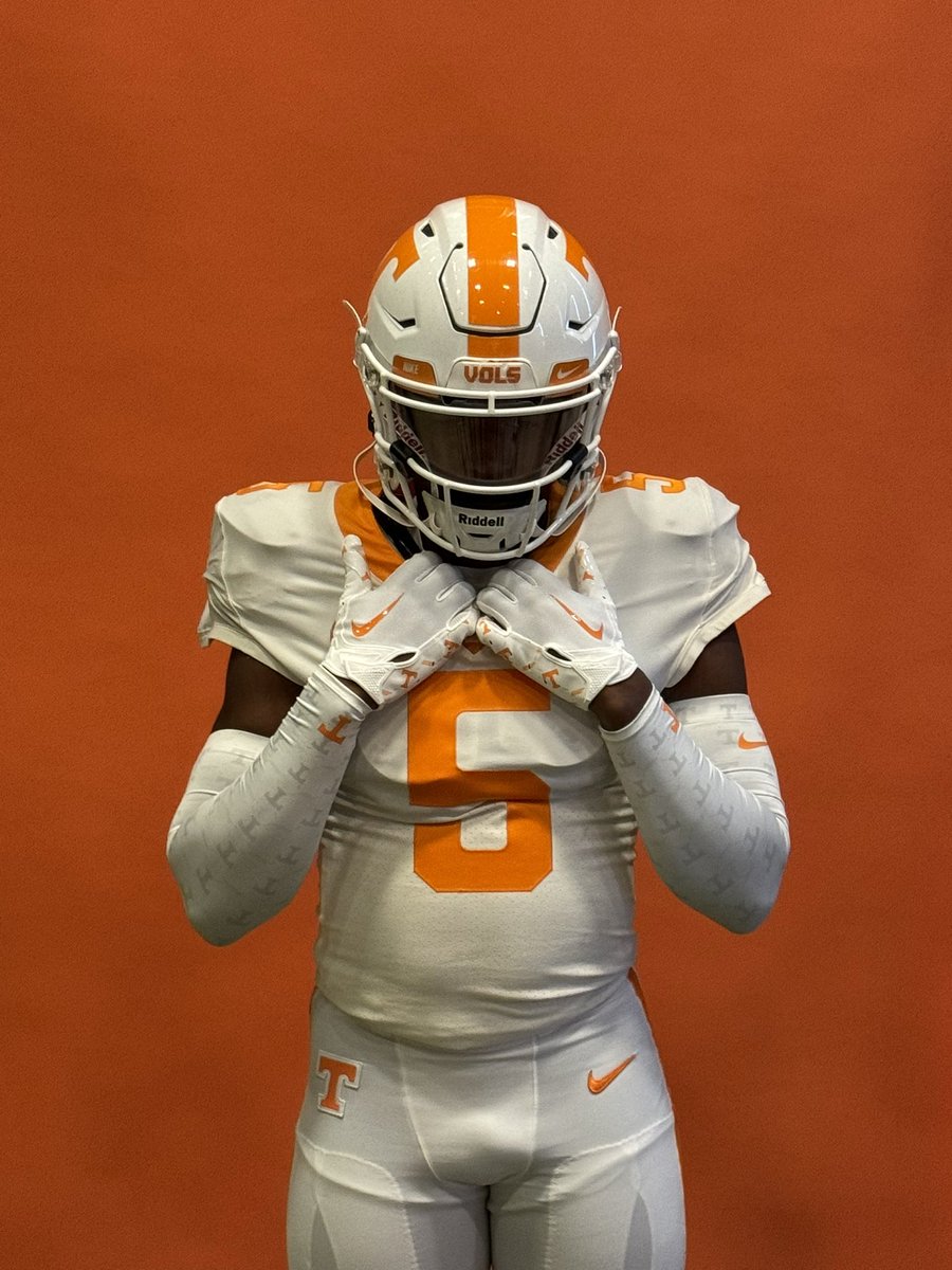 I had a great time visiting Tennessee for Junior Day this Weekend! @coachjoshheupel @CoachMack_Tenn @CoachWalt_