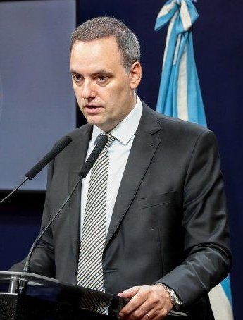 H_lomu_'s tweet photo. RT si deben renunciar en forma inmediata.. https://t.co/Xl7ZNPnKE8