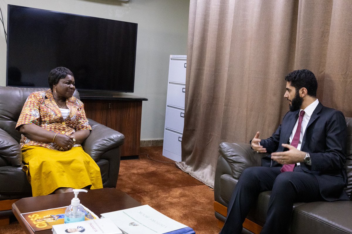 OSC_OCS's tweet photo. The Secretary-General @MBinMussallam and the Ministers explored areas of cooperation on endogenous #technology, #education, and sovereign #debt based on the OSC flagship programmes, in service of a #ThirdWayOfDevelopment — from and by the South, for Humanity. https://t.co/8Rh7QumHYa