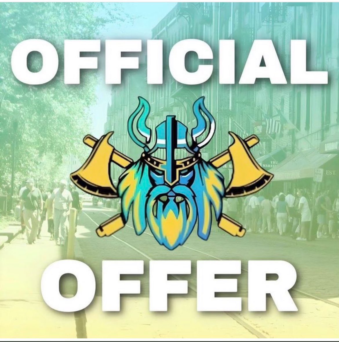 Brandon24426374's tweet photo. Blessed to receive my first offer from Hardeeville Prep🙏🏾@EKing35660 @HVille_Vikings https://t.co/E6wMTxALYM