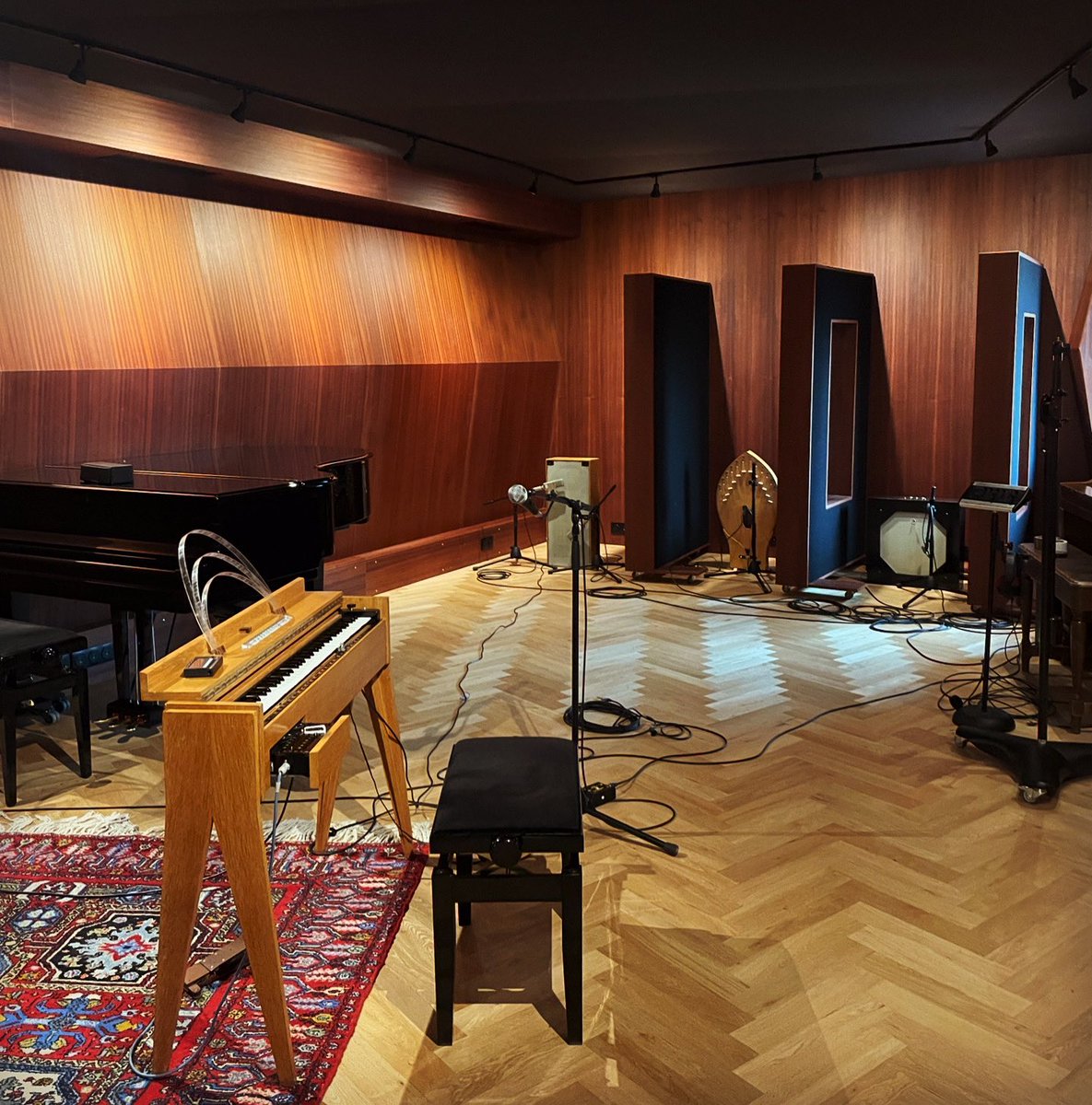 Augustin Viard Ondes Martenot tweet media