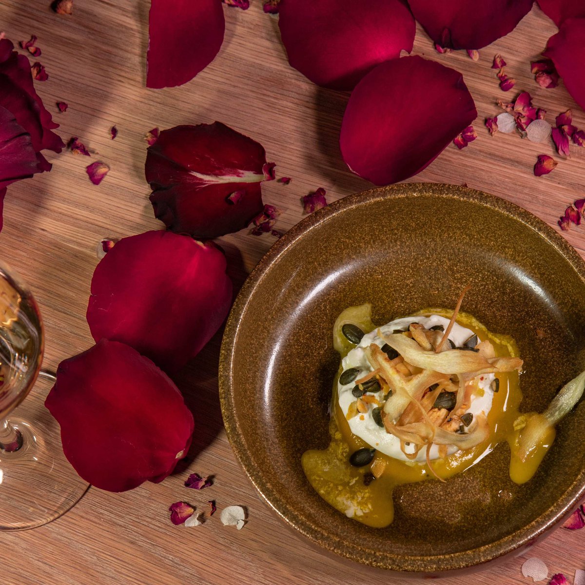 Valentine’s plans? 
Our Valentine’s edition of the Secret Pairing will feature 5 mystery courses each accompanied with a carefully selected wine pairing 👌 They will only be revealed as they arrive at your table, a total mystery!  Book at opentable.com/booking/experi… #Valentines2024