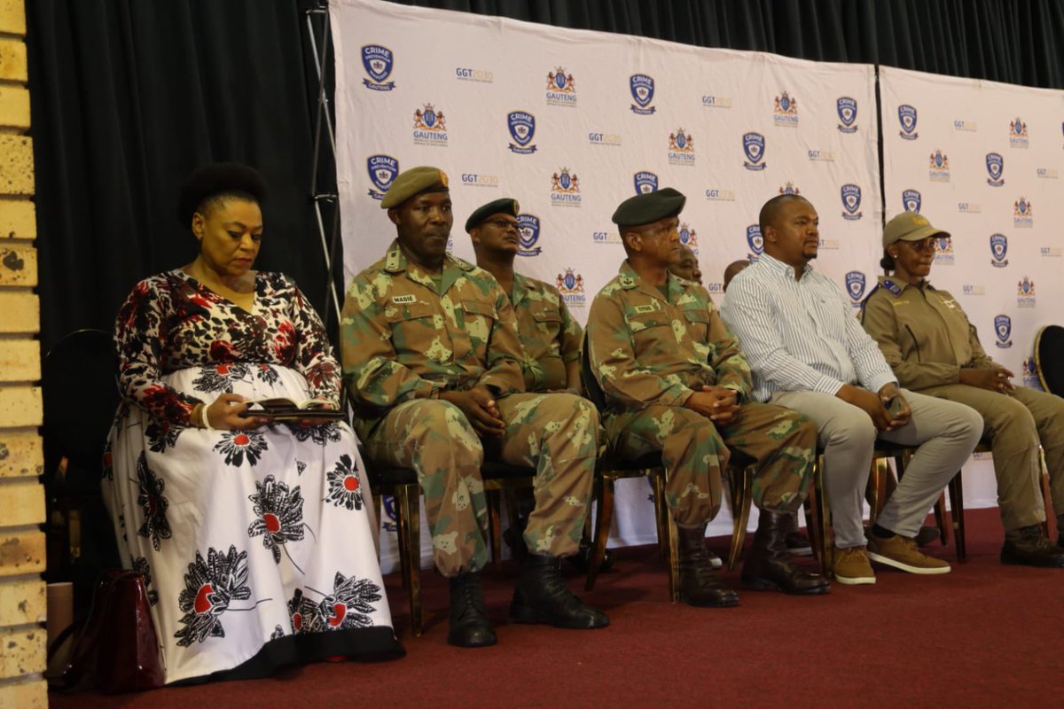 Panyaza Lesufi tweet media