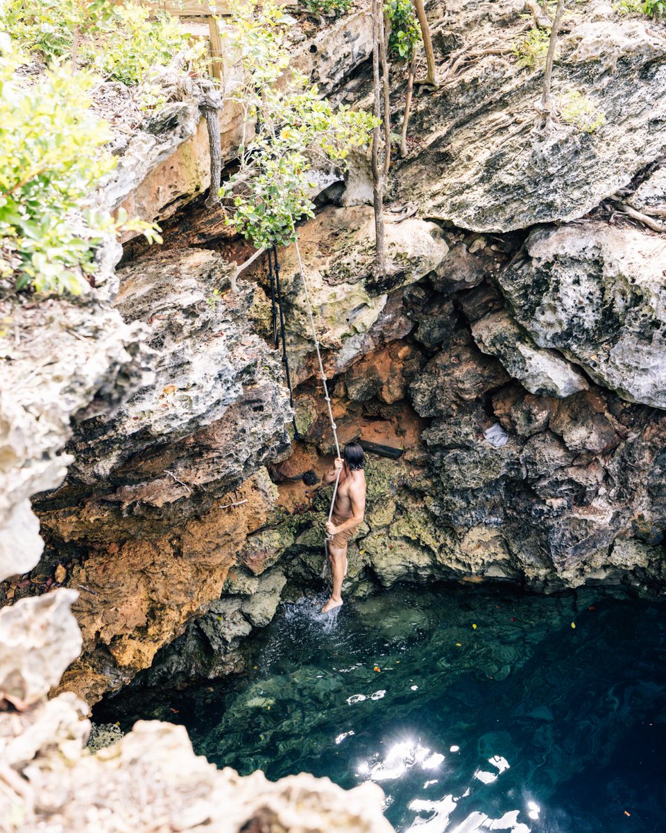During our Explore Eleuthera tour, uncover hidden gems such as the Glass Window Bridge, Queen’s Bath, Preacher’s Cave and the Sapphire Blue Hole, which appears to be mysteriously bottomless.