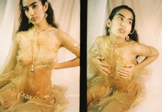 Online right now  Ph caribe_lunar https://t.co/b1Pm3KPfBk