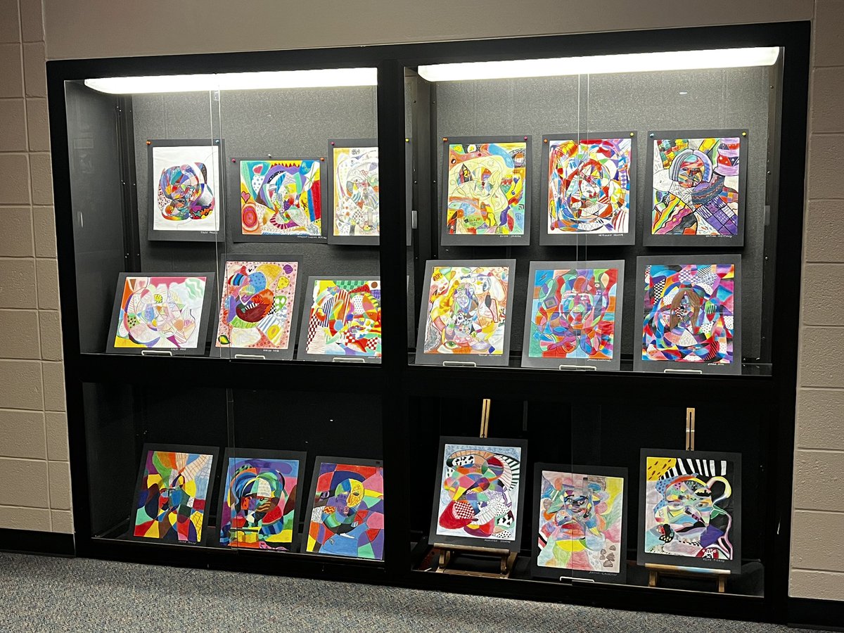 BaustStrackArt's tweet photo. Sweet new student artwork display at @StrackKISD https://t.co/PguZwglJjx