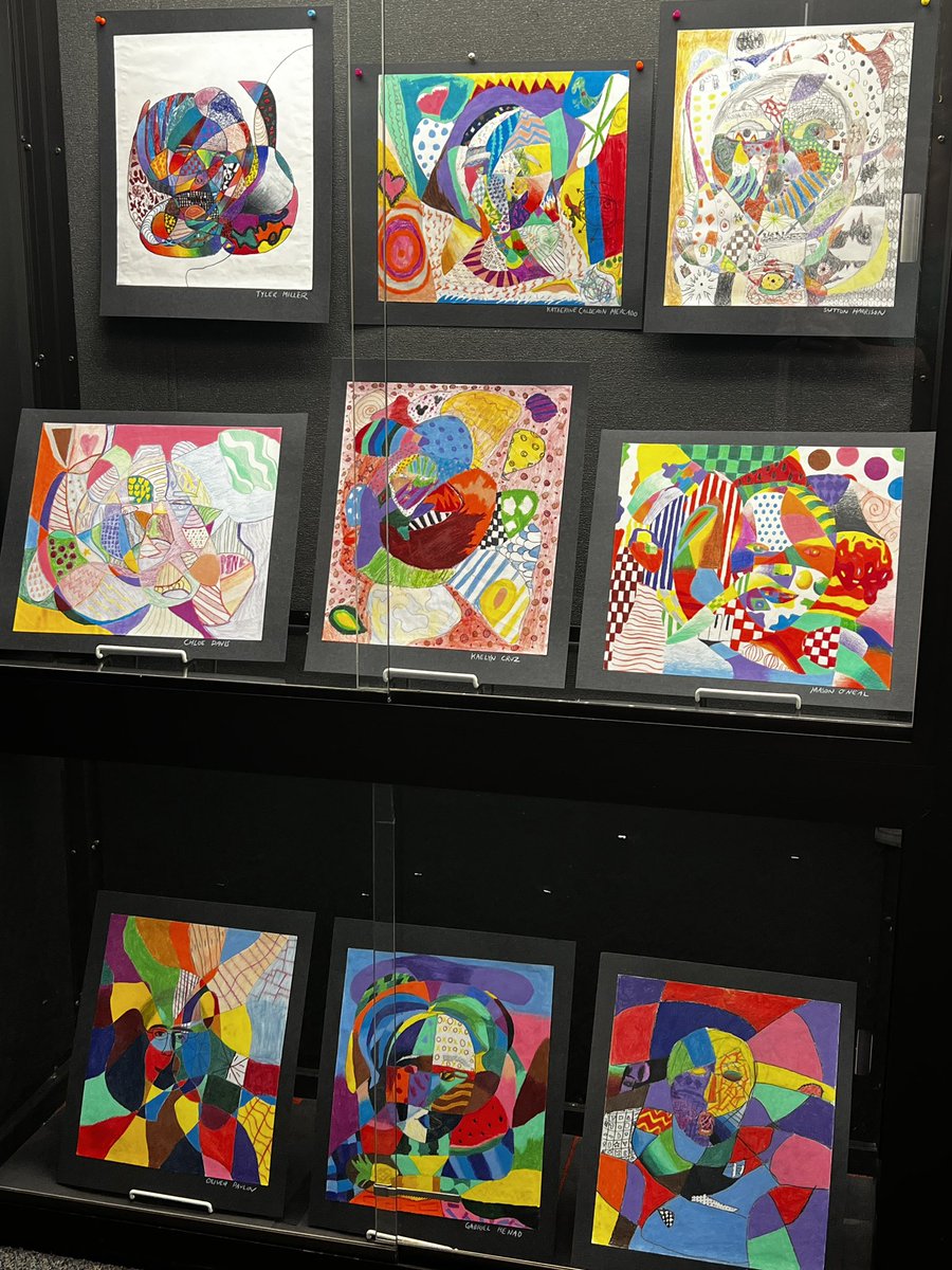 BaustStrackArt's tweet photo. Sweet new student artwork display at @StrackKISD https://t.co/PguZwglJjx