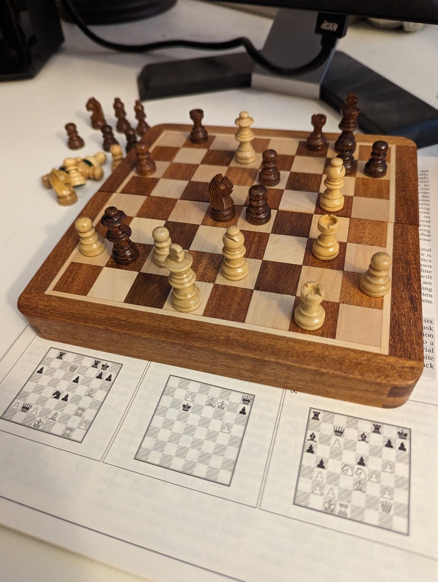 PeterVenables's tweet photo. Preparing for a trip and I wanted to have a small travel board for the plane and beach and whatnot. This 7" board from Etsy is really going to fit the bill! https://t.co/HGHPCe6EWu