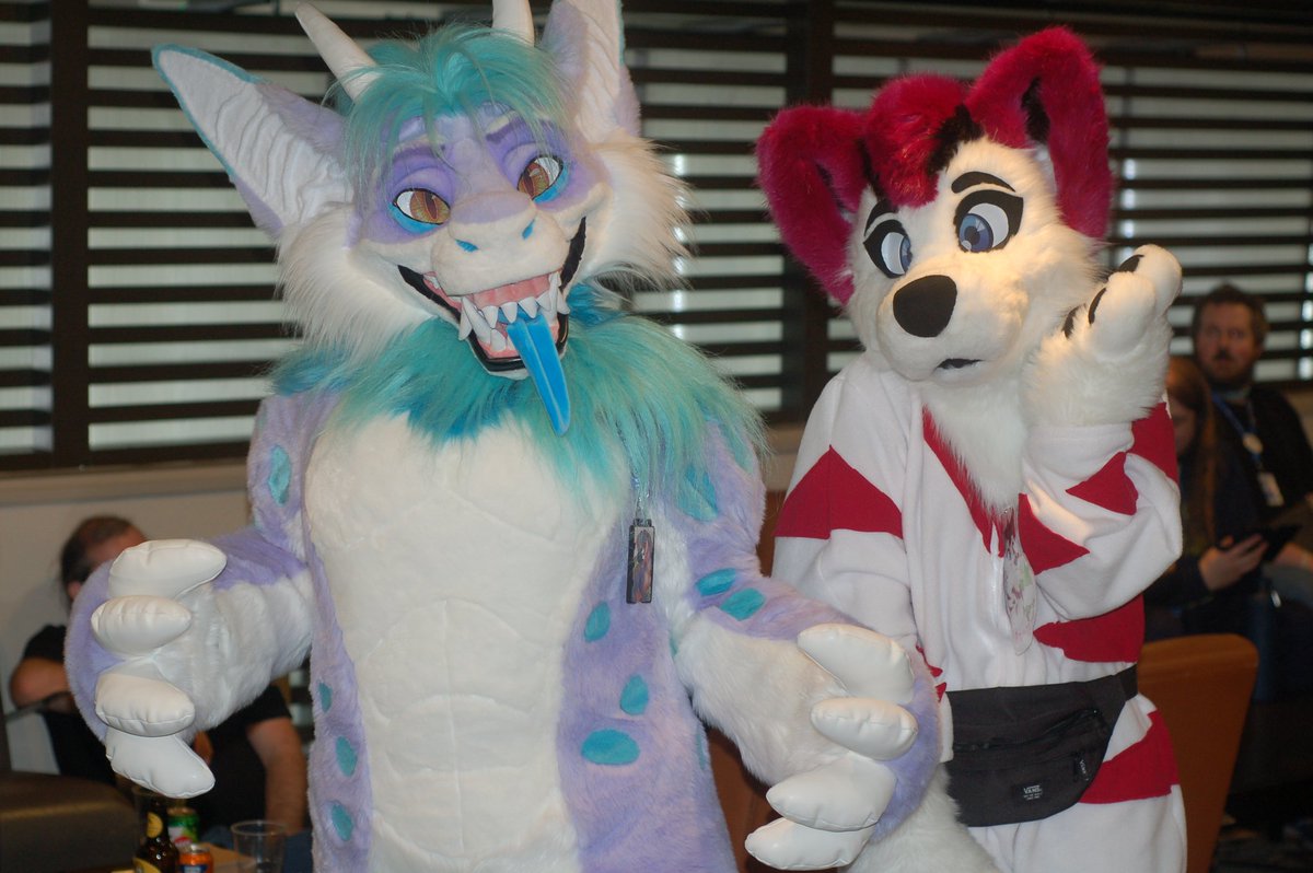 Arourasnowfloof's tweet photo. @PeachesTheGecko ~ #teammaws https://t.co/QNWXKjFTkl