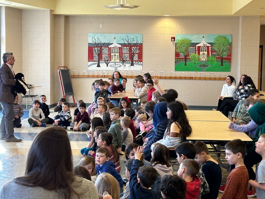 Dr. Banasiak joined Hilltoppers to talk about National Children's Dental Health Month and shared tips to keep mouths healthy! Thank you to Dr. Banasiak and his staff for spending your morning with us! #lionspride #hilltop #mendhamborosd