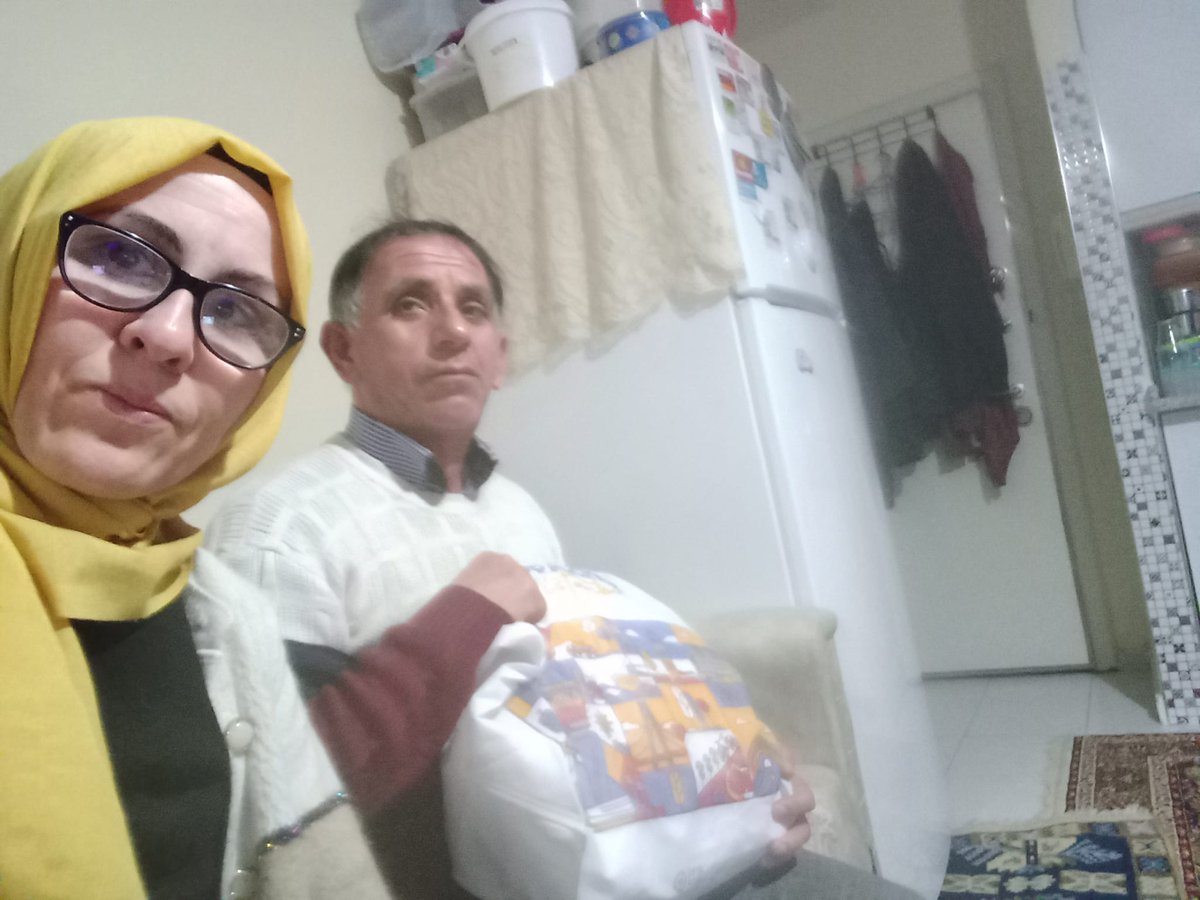 Ak Parti Başakşehir İlçe Başkanlığı Sosyal Politikalar, EKM Komisyonu engelli aile ziyaretlerine devam ediyor. 
DURMAK YOK YOLA DEVAM