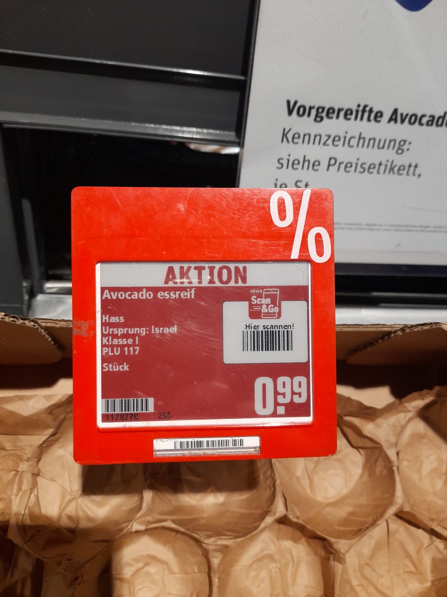 RafaPetunia's tweet photo. #genozide #avocado at #rewe #berlin rosenthalerplatz . Be aware https://t.co/bT8qWojPdd