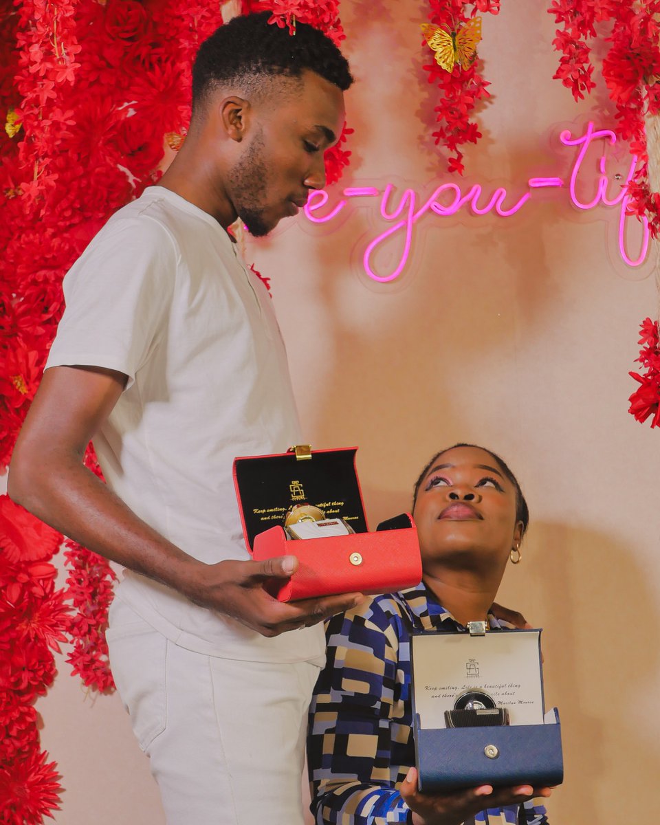 CreedHubScents's tweet photo. A month of love and passion has just begun,👩‍❤️‍👨

The aroma of love ❤️ and fragrance of flowers 🌺 can be smelt with the blowing wind 
Get your His&amp;Hers scent from @CreedHubScents
For more info :
Call/whatsapp us on +254 42510640

#valentines #fragrance #hisandhers #designerperfume https://t.co/UnZQr0FTST