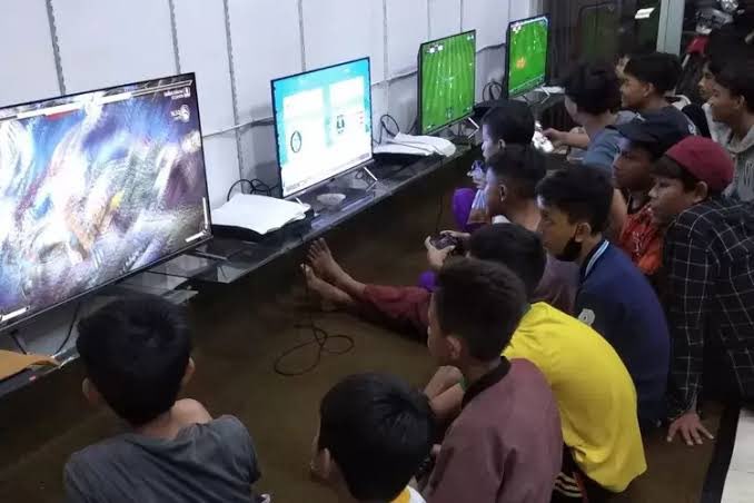 virtualballers's tweet photo. Grass-roots adalah 🔑 koentji ✨ https://t.co/ezbhkhYASK
