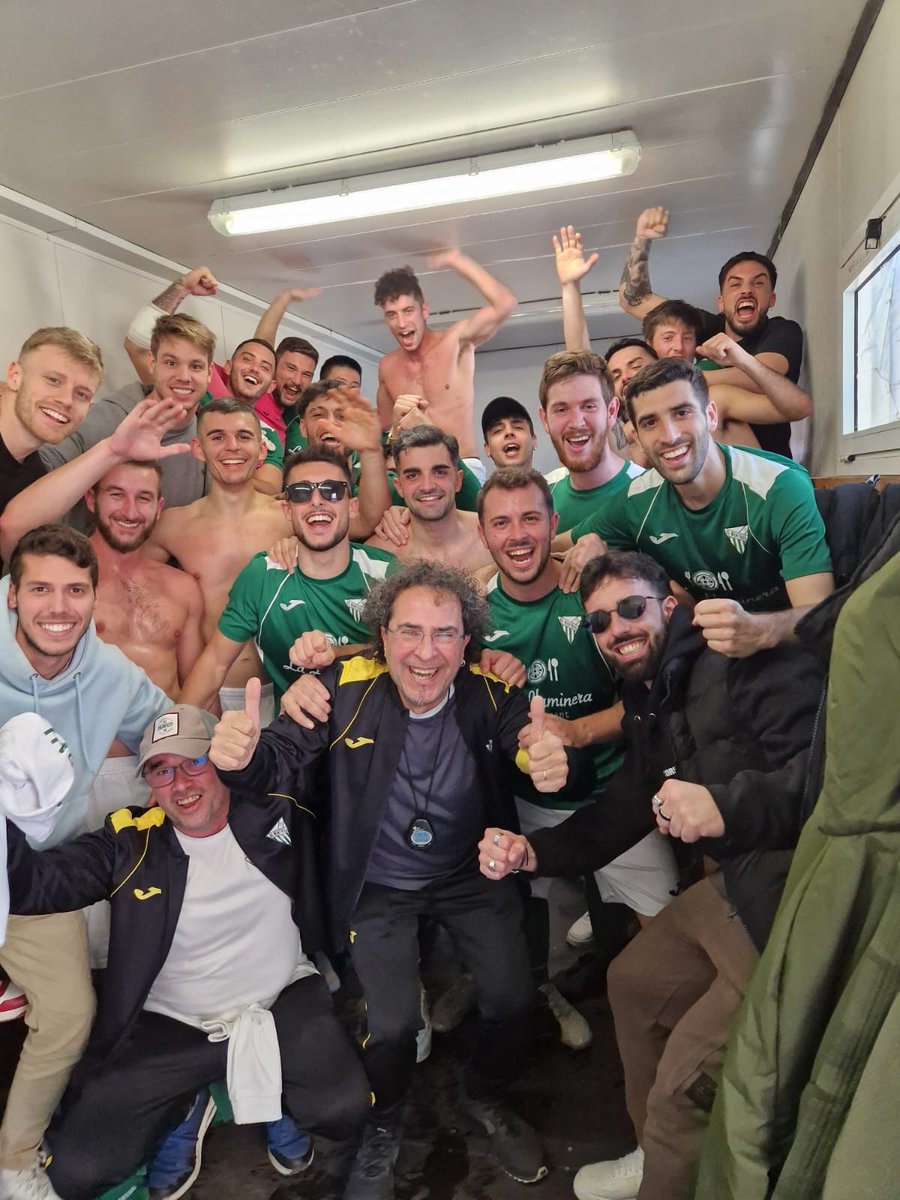 U.D. Montbau tweet media