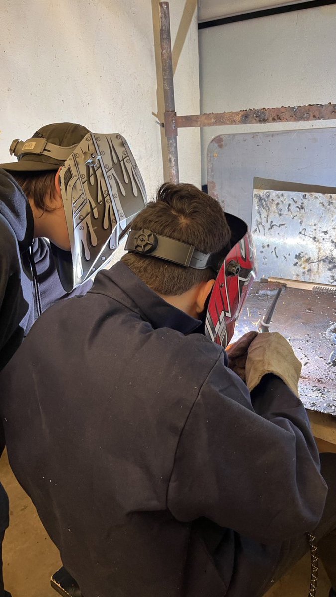 bayporttech's tweet photo. Students at Bay Port High school know that working together is important in CTE #wictemonth https://t.co/zttkiGFBLV