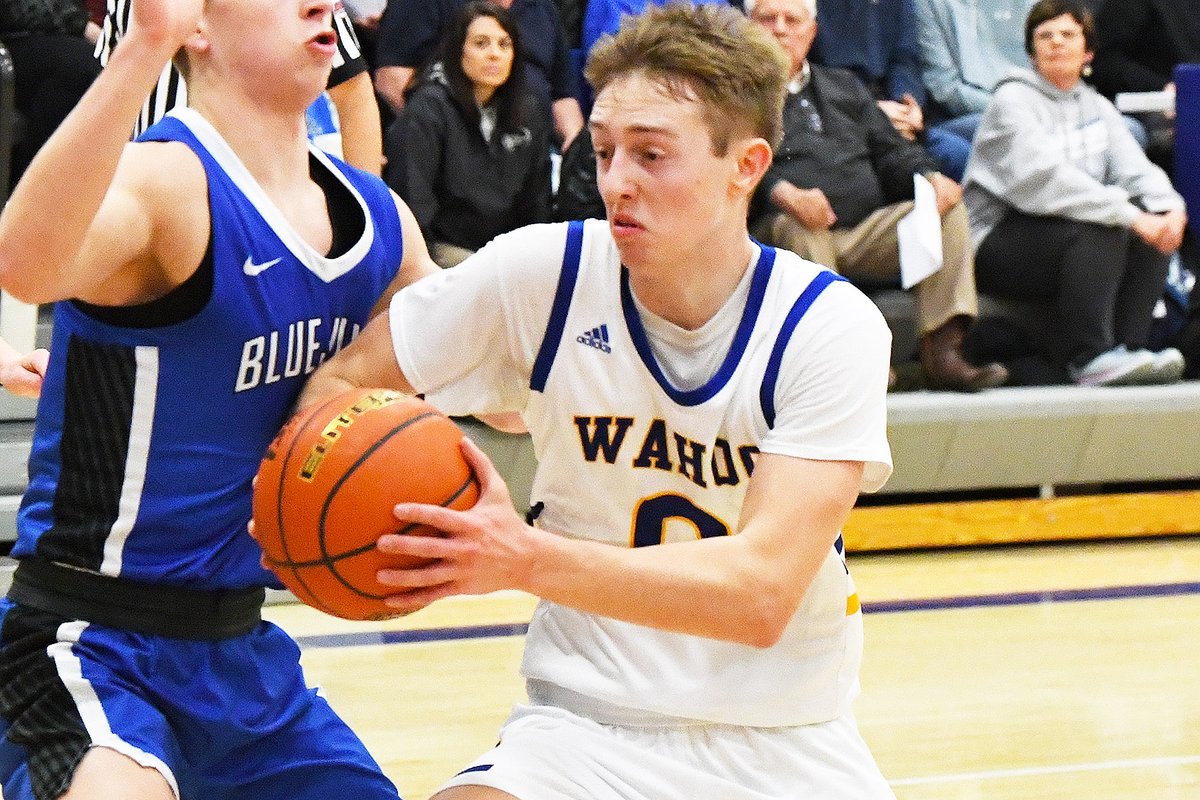 HuskerlandBob's tweet photo. It's now official, @wahoopublic legend @jason_glock has now scored within two points of the school single-game record held by @marcusglock_. (Marcus, knew you'd like that👍) His story tomorrow at https://t.co/nxJLJ57blT @kscheef @robertbarry09 https://t.co/TGdBWkc3jH