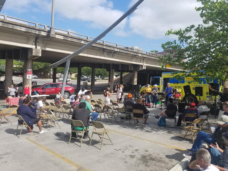 robintold's tweet photo. #DearChurchfolk What about offering outdoor worship services like these hosted by @mpaustin? 
https://t.co/UgJCCimPzm

#GetInspired #ReImagineChurch #GatherDifferently https://t.co/XBtyOyJXTI