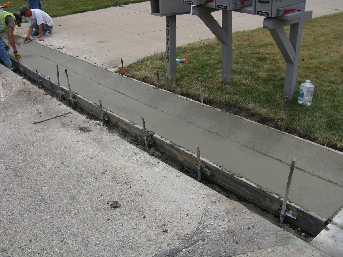 MetalFormsCorp's tweet image. Contact @MetalFormsCorp today to locate a #DEALER nearest you for #Steelforms #Polyforms #ConcreteFinishing #BaseLine #SlimLine #SpeedScreed #Cruiser #HeavyDuty metalforms.com/findmydealer