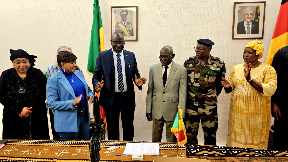 Ce lundi 05 février 2024, SEM Cheick Mahamadou Chérif KEITA a procédé au lancement officiel de l’opération de distribution des Cartes Biométriques Sécurisées de la juridiction de Berlin.