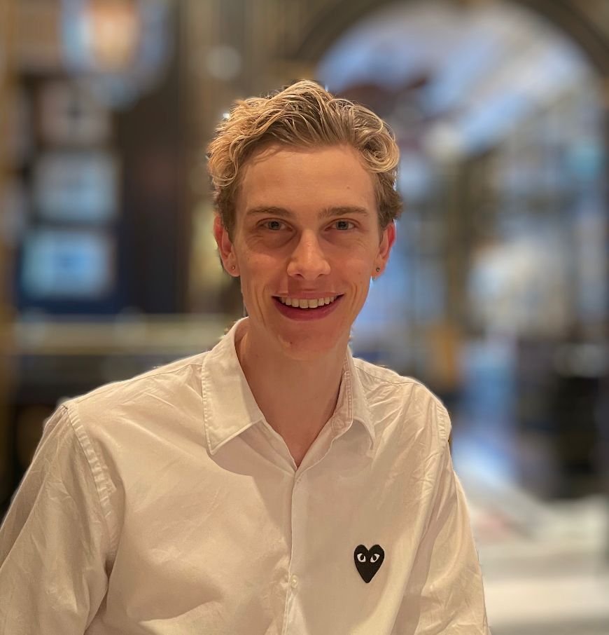 GDGCapeTown's tweet photo. 🚀 Meet Christopher de Layton-Melville, a leader in youth employment as Global Impact Officer &amp; Partner Development Lead. "Unlock career potential with 'The Experience Conundrum' session. Turn education &amp; experiences into career wins. Don't miss out!"🌟 #FirstMeetUp #Speaker https://t.co/g5aj9Cqw0Z