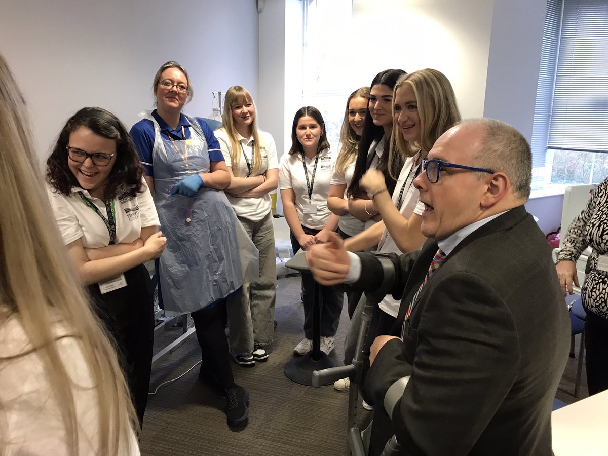 Fantastic afternoon sharing our apprenticeship and T Level successes with @halfon4harlowMP within <a href="/RCHTWeCare/">Royal Cornwall Hospitals NHS Trust</a> and <a href="/CPFT_NHS/">CPFT</a> #NAW24 #TLevels <a href="/Truro_Penwith/">Truro&PenwithCollege</a> #collaborativeworking #apprenticeships #NHS