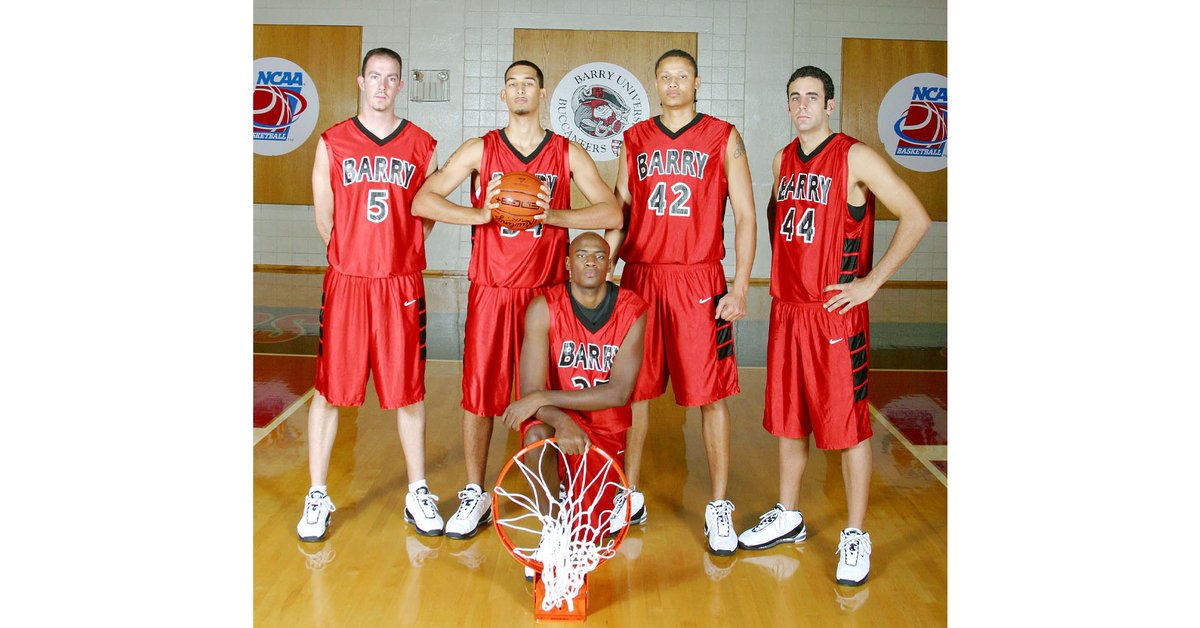 GoBarryBucs's tweet photo. We continue our #Barry40 celebration with a look back at the 2003-04 academic year. Send us your favorite memories from the 03-04 season and we will share them in our story throughout the week  
#GoBarryBucs https://t.co/QrUXMfLXHb