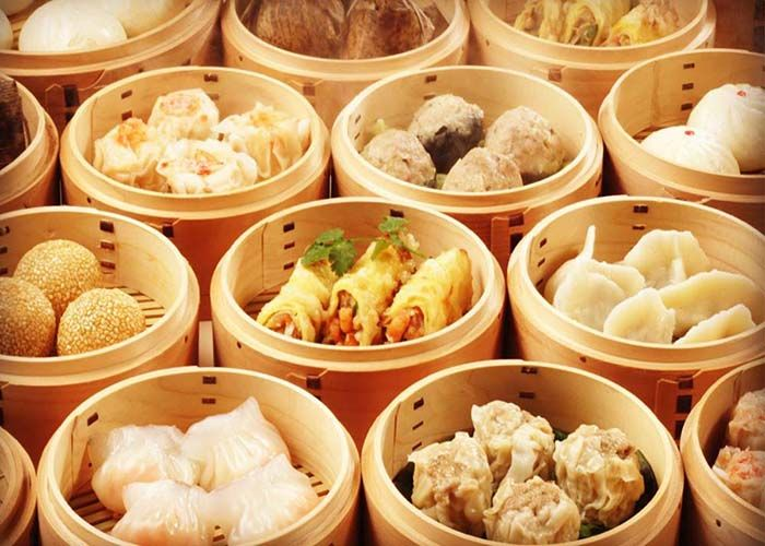 jeseuls's tweet photo. Dim Sum 
Dim Sum là món ăn khá phổ biến với người Việt vì ngay tại Việt Nam cũng có nhiều nhà hàng, quán ăn kinh doanh. Tuy vậy, khi thưởng thức món này ở Singapore, bạn sẽ nhận thấy sự khác biệt đáng kể. https://t.co/PYvByzT2K4