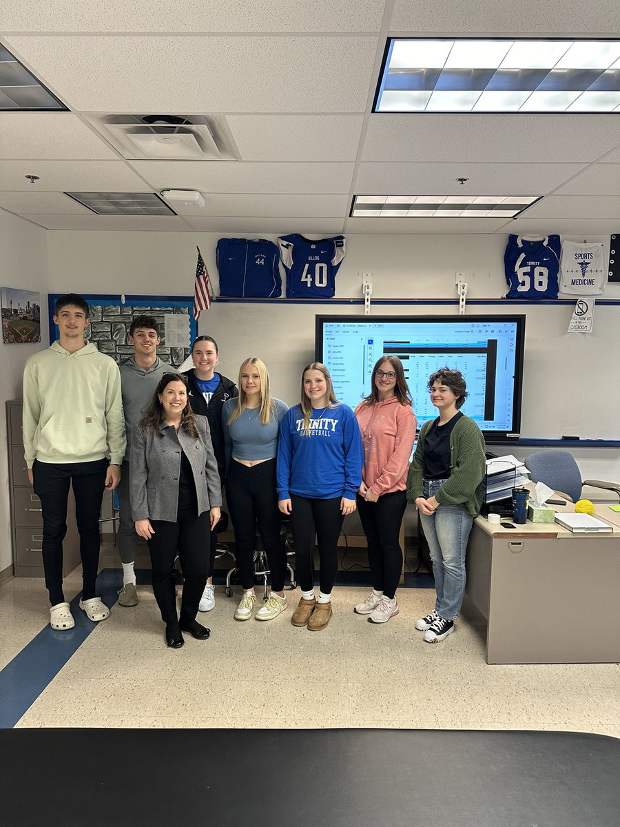 Nicolle Bazant Pleil (@sfsdfoodservice) on Twitter photo I had the honor to work with <a href="/thstrinitypride/">Trinity High School</a> students today in Sports Medicine on their Nutrition Lessons. Great kids learning life lessons 💙 <a href="/TRINITY_MLUCAS/">Dr. Michael Lucas</a> I had the honor to work with <a href="/thstrinitypride/">Trinity High School</a> students today in Sports Medicine on their Nutrition Lessons. Great kids learning life lessons 💙 <a href="/TRINITY_MLUCAS/">Dr. Michael Lucas</a>