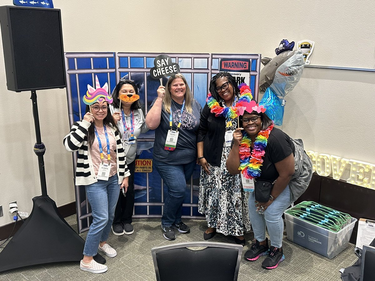 Sending @aojvoice a big hug and @TISDTechDept a huge shoutout for letting me #experience #TCEA24 so cool refreshing on all things Google and getting ideas for @Schoology @THSPrincipal_JM @OttTempleISD @TempleISD @elizabethatc @maribet38058796 @itsjackiwright