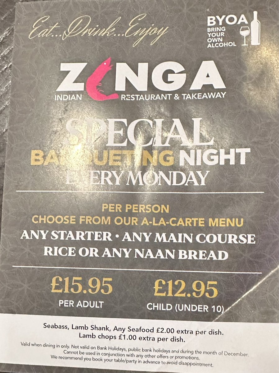 BlokeFromBFC's tweet photo. #MondayNightClub
with @W_Wonka73
Snooker where2️⃣million viewers tuned in to the snooker game plus a great Spinach curry at @zinga was amazing
Always a FANTASTIC night with #Strickers not Strickley https://t.co/ds86fGmXMQ