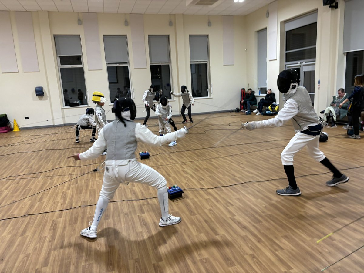 AshtonFencing's tweet photo. It’s Monday must be fencing 🤺 at Fairfield Primary School yet another young fencer joined us tonight great turnout and some amazing fencing 🤺 @Sport_England @WeActTogether @britishfencing @TamesideSN @SportingEquals @Localgiving @sported_UK @EnglandFencing https://t.co/X0aBHzwW1i
