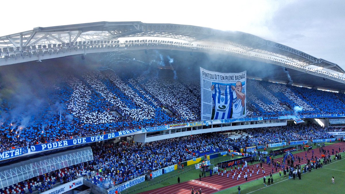 gbeckman_'s tweet photo. @Kessyhk Esse foi o 12º mosaico bicolor, feito pela torcida do paysandu! Agora que o Fortaleza fez 1 e meio pra vocês e já querem falar ? 🤏🏼🤫 https://t.co/lGBxtVlHvM
