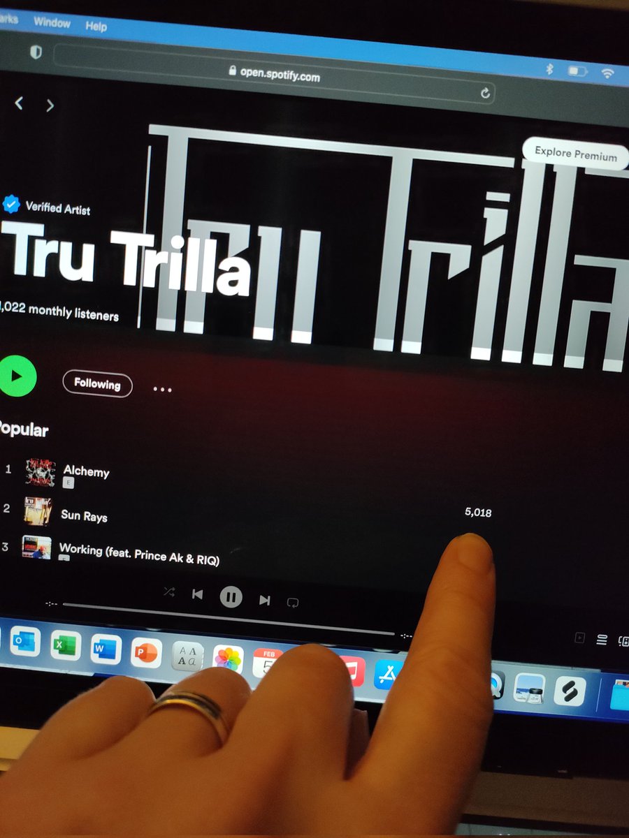 BugBeeBeats's tweet image. Thanks to everyone showing Alchemy some love because it's now hit 5K plays on Spotify 🙌🙌

Big up @Trutrilla050 @KaliRanks 🫡👑👑

#Alchemy #TruTrilla #KaliRanks #Prod #BugBeeBeats #5K #Single #HipHop #USA #NewJersey #Jamaica #UK #Worldwide #Collab 

open.spotify.com/album/4xrnbM7v…
