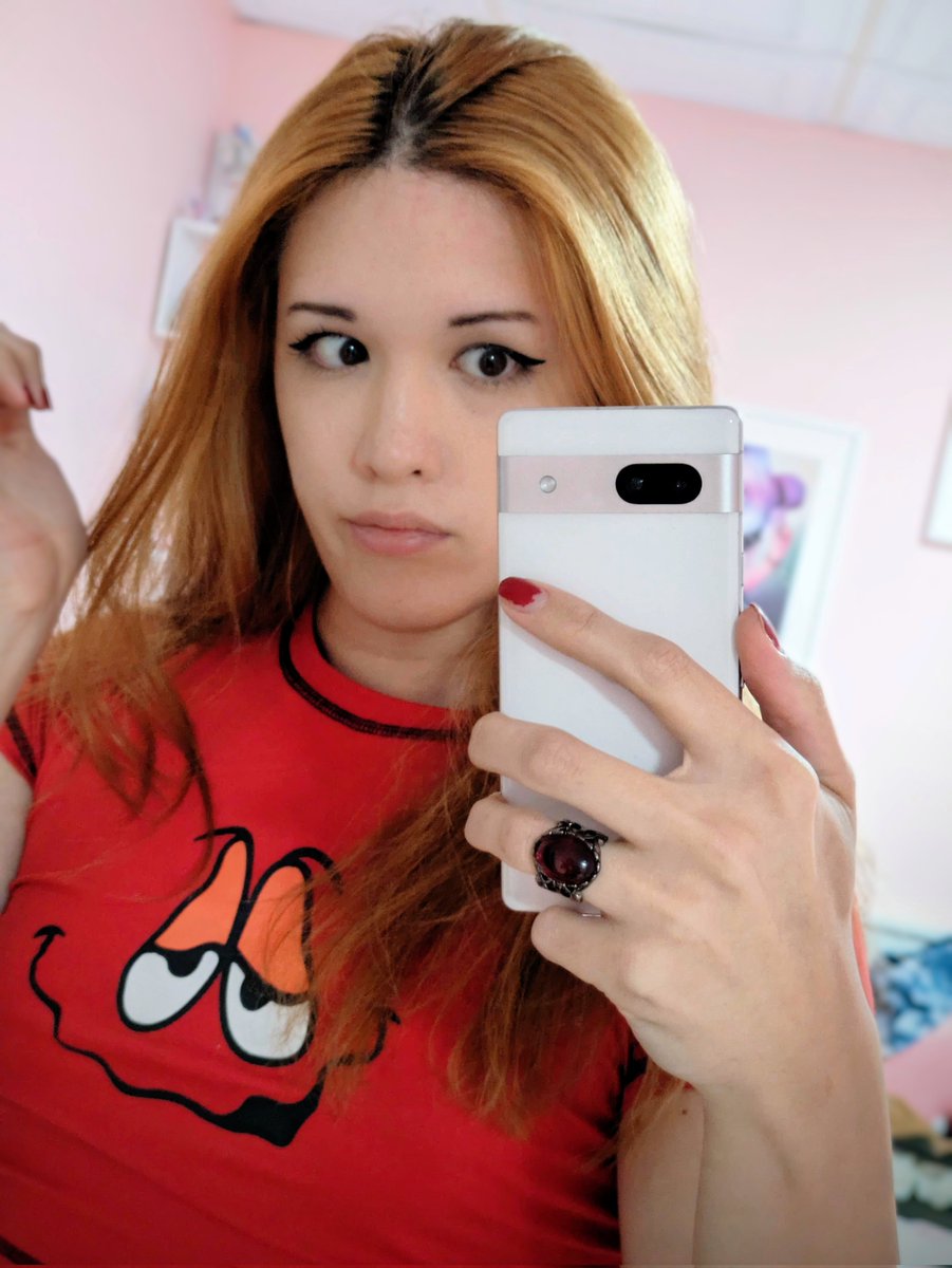 NyxxNympho tweet picture