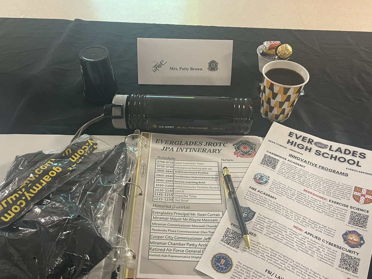Everglades HS totally ROCKED their JPA today! So proud their focus was to increase parental involvement. That is ABSOLUTELY necessary for student success. 
Congratulations on your 98%!! 👏🏽👏🏽👏🏽
#TakingChances_BreakingBarriers_MakingMemories! <a href="/SuptlicataP/">Peter B. Licata</a> <a href="/EHSPrincipal3/">EHS Principal Curran</a> <a href="/EHSPhotos/">Everglades High</a>