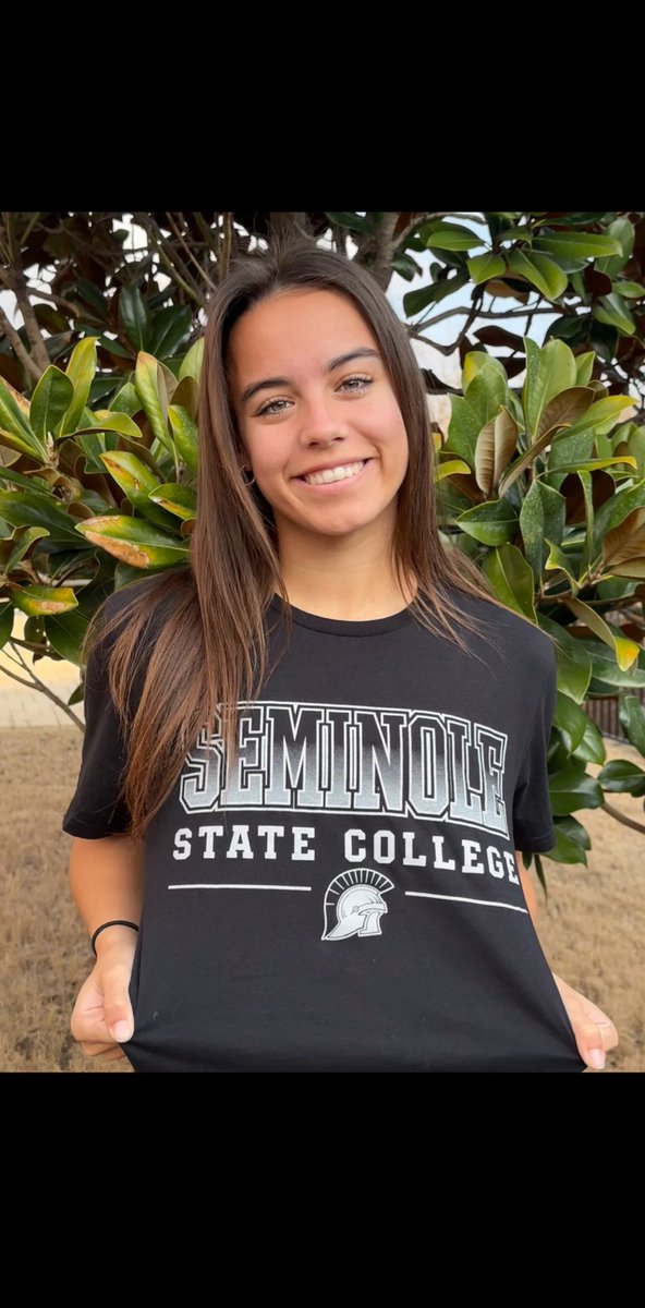 Zoe Trenchard tweet media