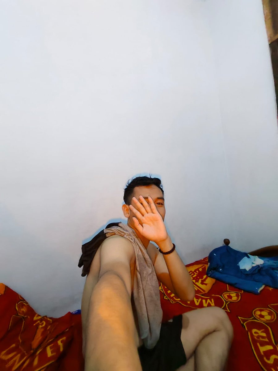 Tidakd32's tweet photo. Pap untuk kamu hehehe

#pap #photography #photo #PHOTOS #PhotoRoom #photoart #seme #uke #jawatimur #Jatim #bisex #sixpack #manly #🌈 #🏳‍🌈 https://t.co/t3dYDneLOB
