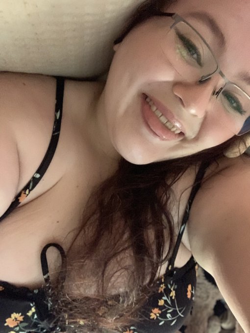 It&rsquo;s my birthday!! Be a good boy or girl and make my day 😘 CashApp: $AndiAshes PayPal: andiashes9@gmail