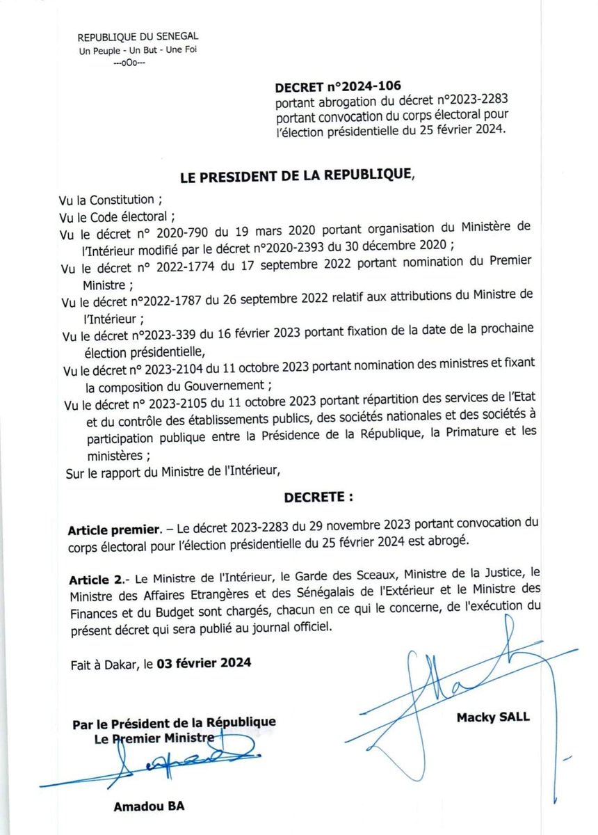 La proposition de loi portant prolongement du mandat du président Macky Sall jusqu’au 15 décembre est votée sous haute surveillance de la Gendarmerie dans les députés de l’opposition. Un coup d’Etat ! Ni plus ni moins que personne ne va condamner à l’international. Le peuple