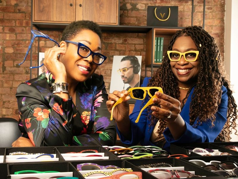 Blavity's tweet photo. Black woman-owned eyewear brand @VontelleEyewear secured a huge deal to launch an exclusive frame collection in honor of #BlackHistoryMonth.

The names of the frames within the collection draw inspiration from influential Black figures who have made substantial contributions. https://t.co/16mmg5BzgV