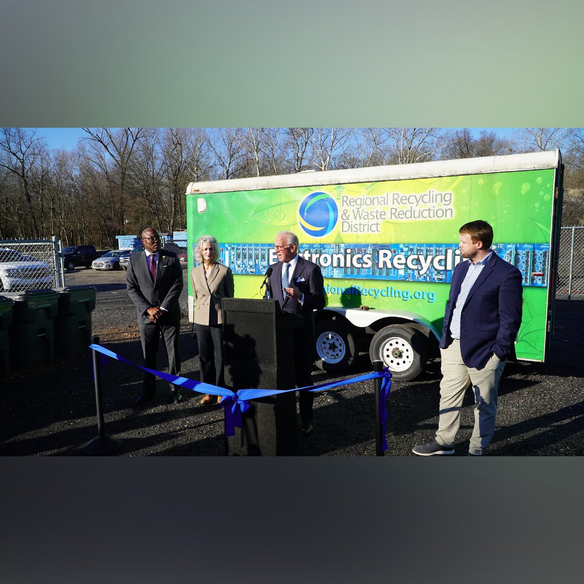 CityLittleRock's tweet photo. Helping residents go green! ♻️ 

Today we celebrated the re-opening of Little Rock's Green Station located at 2000 S Thayer Street!

The LR Green Station will be open Monday through Thursday from 7 AM to 5 PM as well as the last Saturday of each month from 7 AM to 5 PM. [1] https://t.co/Hc9uvTHoJ2