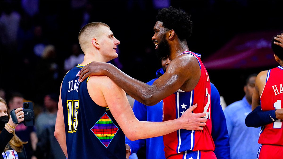 KalshiHoops's tweet photo. What team wins in a 7-game series?

Team USA:             Team International:
Stephen Curry        Shai Gilgeous-Alexander
Devin Booker           Luka Doncic
LeBron James          Giannis Antetokounmpo
Kevin Durant            Joel Embiid
Anthony Davis         Nikola Jokic

🤔 https://t.co/X0ivw9YVU2