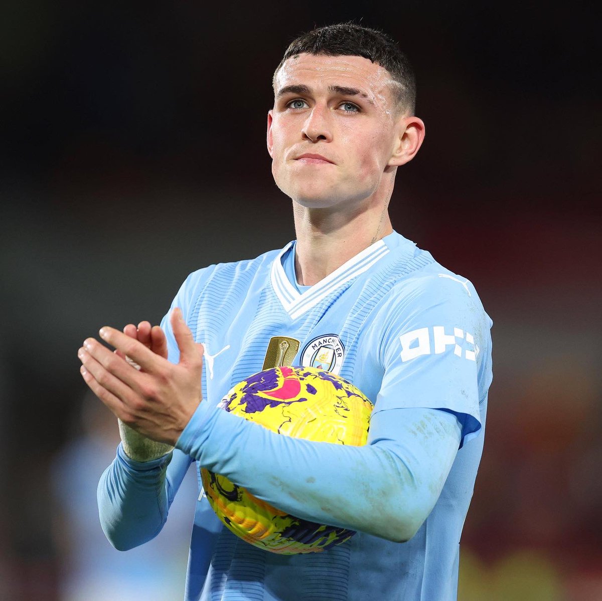 PhilFoden's tweet photo. Buzzzinnnnn! What a night 🎩⚽️ 

So grateful 🙏🏻 https://t.co/iuYg7jqI1e