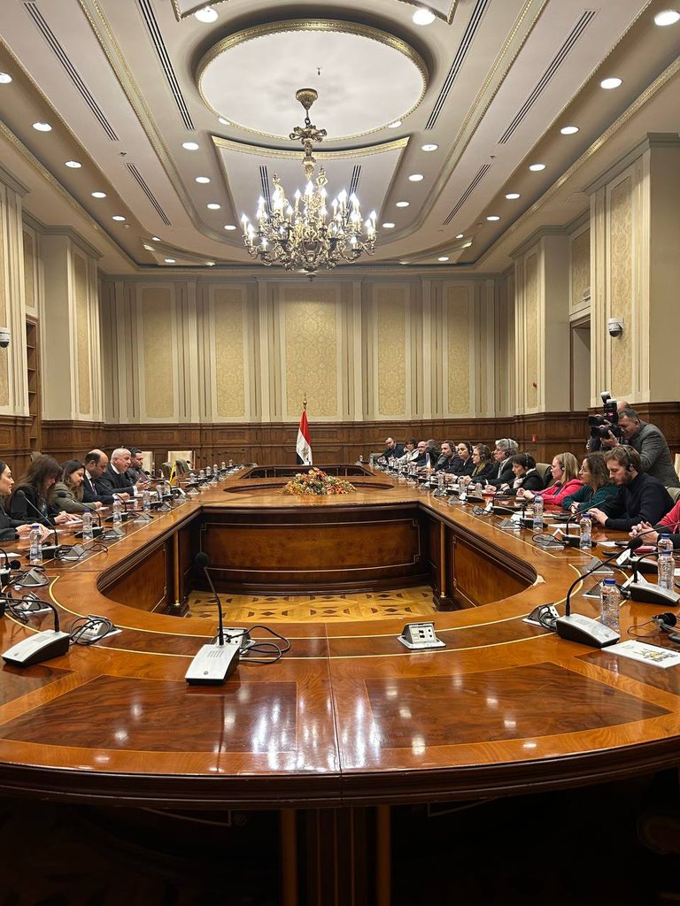 Portes_Thomas's tweet photo. Après notre retour de Rafah nous avons été reçus au Parlement égyptien par des députés et des sénateurs pour échanger sur la situation à Gaza et plus largement dans le Moyen-Orient. 
Nous avons partagé ensemble l’urgence à un cessez-le-feu immédiat. 
#CeasefireNOW https://t.co/YM6N86y72k