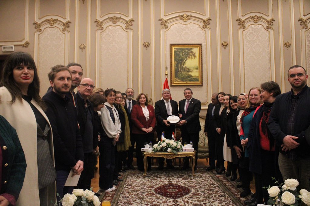 Portes_Thomas's tweet photo. Après notre retour de Rafah nous avons été reçus au Parlement égyptien par des députés et des sénateurs pour échanger sur la situation à Gaza et plus largement dans le Moyen-Orient. 
Nous avons partagé ensemble l’urgence à un cessez-le-feu immédiat. 
#CeasefireNOW https://t.co/YM6N86y72k