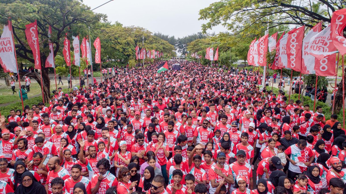 stagecoremv's tweet photo. The Biggest, Most Happiest 5K Run in the Maldives!

📸 Enjoy the Spectacle!
@OoredooMaldives Fun Run 2023, where @stagecoremv Total Solutions brought joy, excitement, and unparalleled excellence together!

🔊 Unmatched Sound Experience:
Our cutting-edge sound system, meticulously curated by Stage Core experts, resonated through the hearts of over 7,000 participants, creating an electrifying ambiance for the Ooreedo Fun Run 2023.

🎭 Captivating Stage Presence:
Our stages, designed to be the heartbeat of the event, showcased the runners in the spotlight and created an immersive experience for spectators.

A heartfelt appreciation to our sound engineer, Jinan Abdulla, whose exceptional skills ensured that every beat resonated in the ears of the runners, fuelling their hearts to pump with the rhythm of the music. Exceptional job!