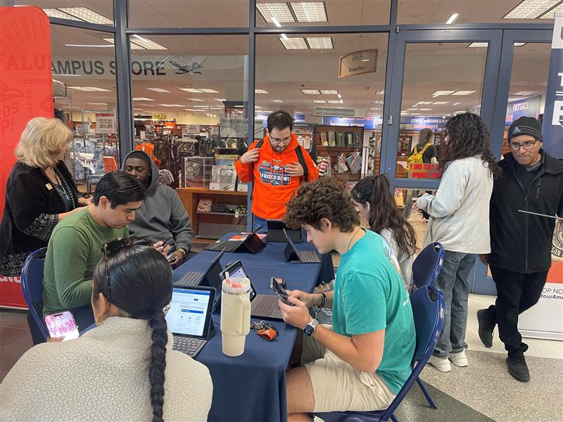 UT San Antonio Alumni tweet media